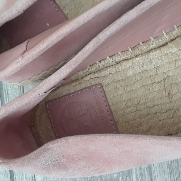TORY BURCH..VELVET..JEWELED ESPADRILLES..10 - Picture 3 of 11